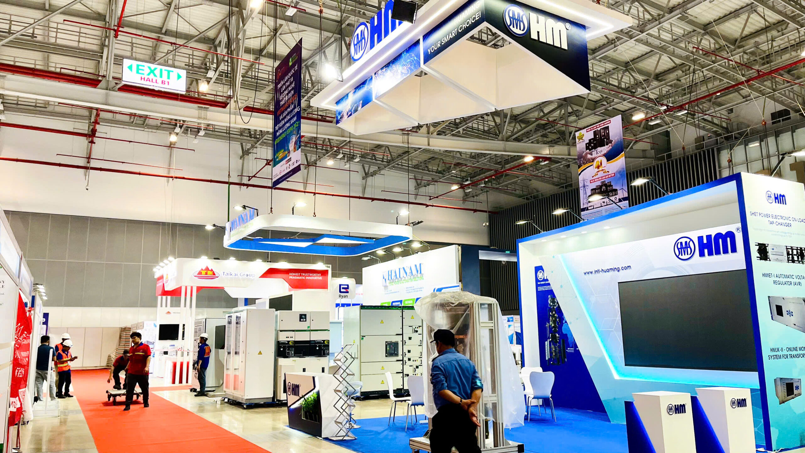 Dịch vụ thiết kế thi công POSM