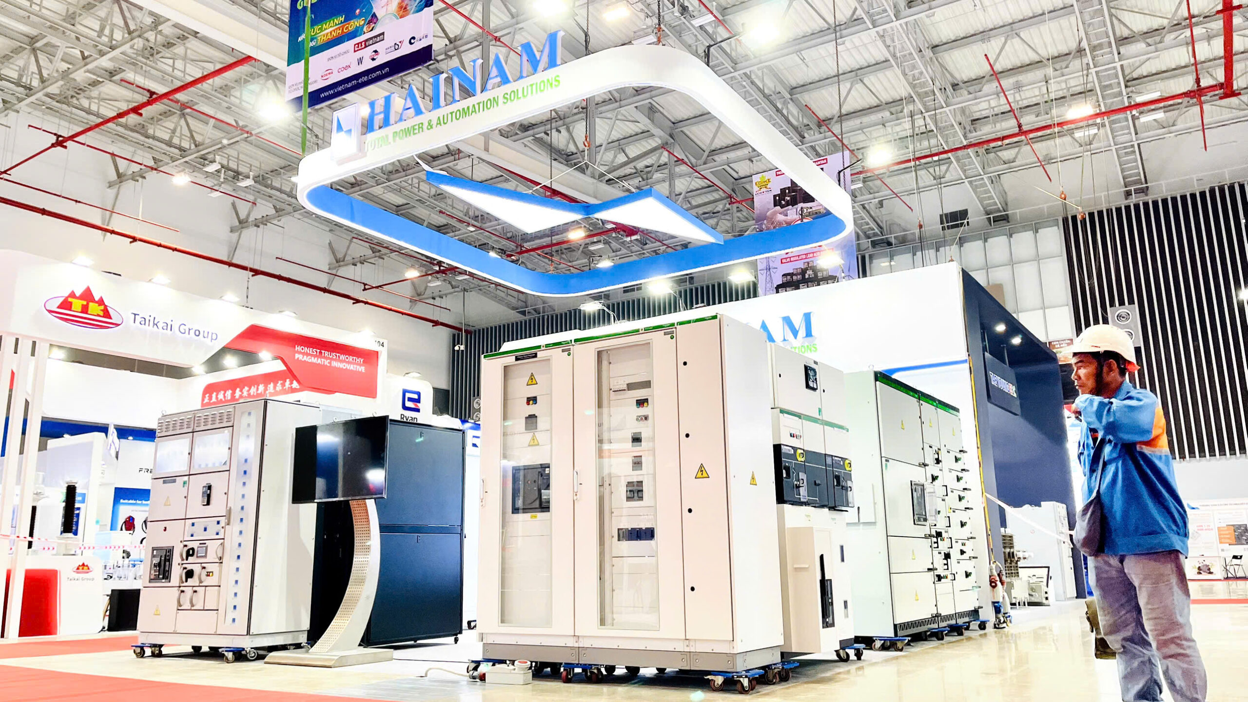 Dịch vụ thiết kế thi công sự kiện